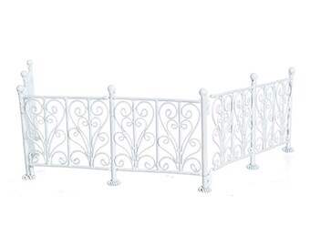 Dollhouse Miniature 6 Piece Wrought Iron Look Fence in White by Town Square Miniatures