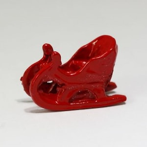 Dollhouse Miniature Christmas Holiday Red Santa Sleigh in 1:24 Scale