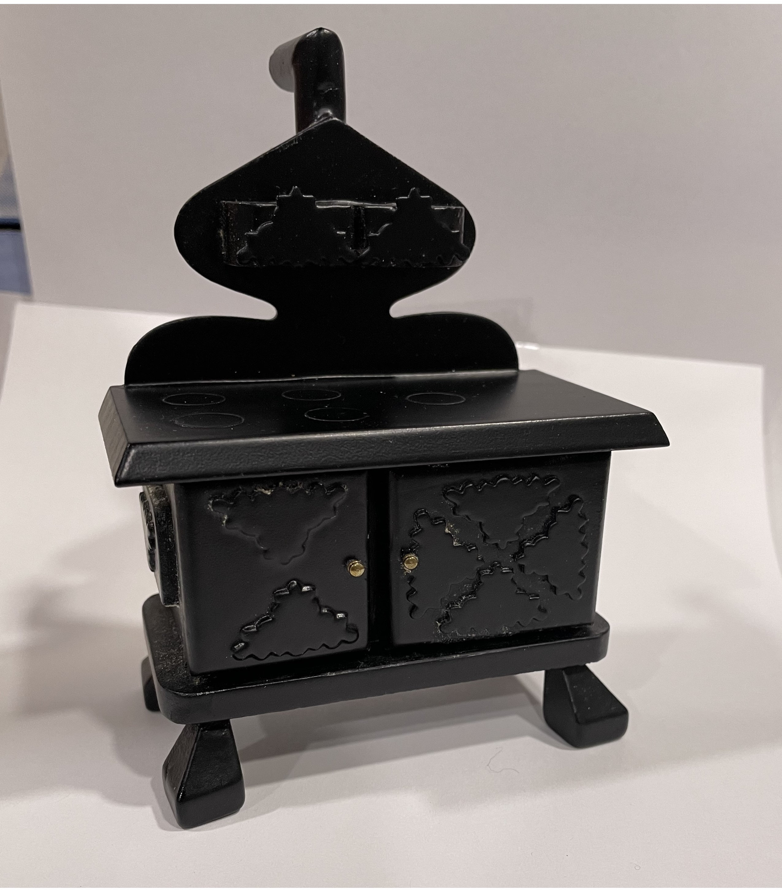 Miniature Old Fashioned Wood Stove for Dollhouses [AZT T5931]
