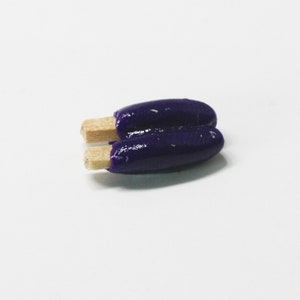 Dollhouse Miniature Grape Popsicle by Raindrop Miniatures