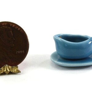 Dollhouse Miniature 1:12 Blue Ceramic Gravy Boat with Saucer