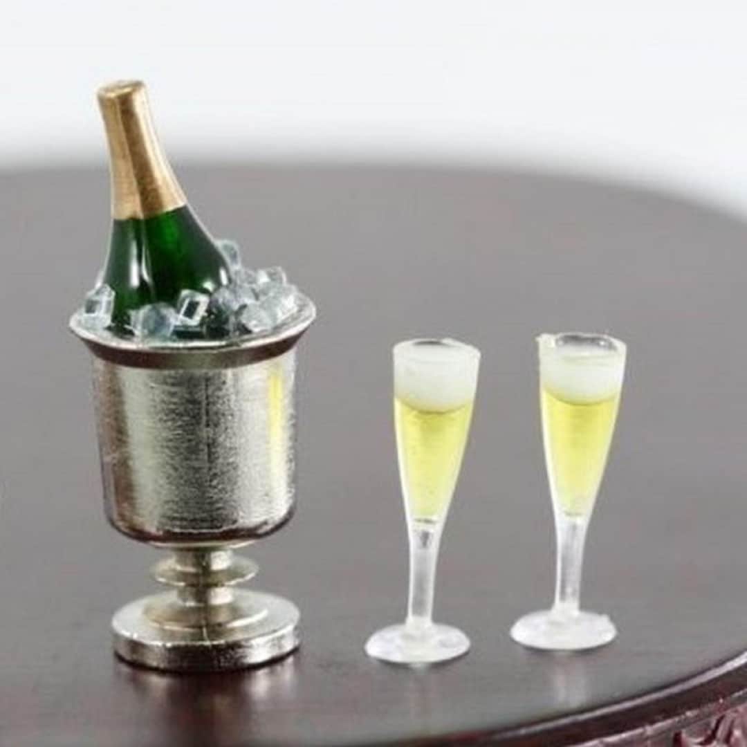 Champagne Supernova - Miniature main image 1