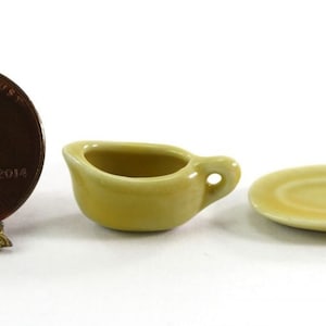 Dollhouse Miniature 1:12 Yellow Ceramic Gravy Boat with Saucer