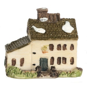 Dollhouse Miniature Manor House by Falcon Miniatures