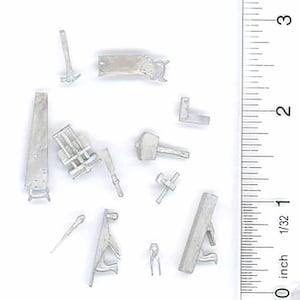 Dollhouse Miniature Carpenter&#39;s Tools 1:24 Scale by Warwick Miniatures