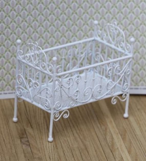 Victorian crib cheap