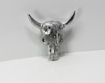 Dollhouse Miniature Steers Head in Unfinished Metal.