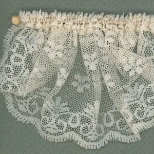 Dollhouse Miniature Lace Balloon Curtain Valance in Ecru by Barbara O'Brien