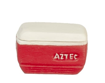 Miniature Half Scale Red Cooler or Ice Chest by Town Square Miniatures