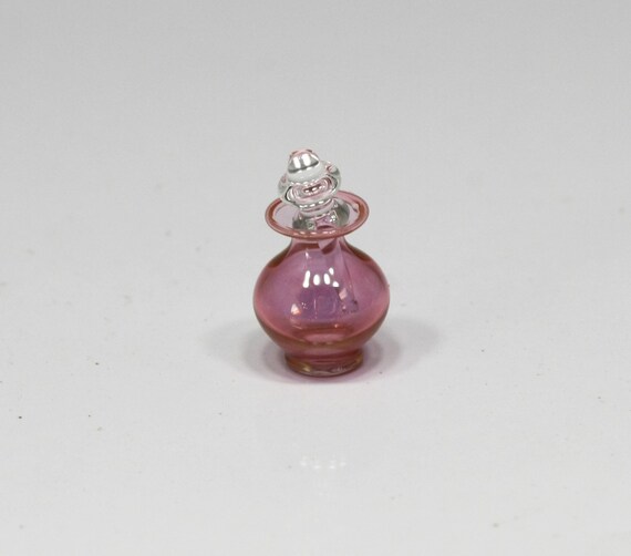 DOLLHOUSE MINIATURE COLLECTIBLE Handblown Artist Cranberry Glass Ribbed Decanter DOLLHOUSE MINIATURE COLLECTIBLE Handblown Artist Cranberry Glass Ribbed Decanter