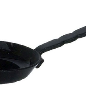 Dollhouse Miniature Eggs in a Frying Pan by International Miniatures