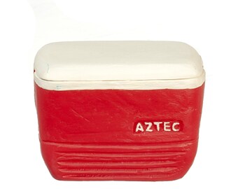Miniature Red Cooler or Ice Chest by Town Square Miniatures