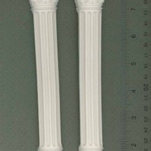 Dollhouse Miniature 1 Pair of Half Round Flat Back Columns by Unique Miniatures