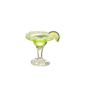 Dollhouse Miniature Margarita with Lime Slice by International Miniatures