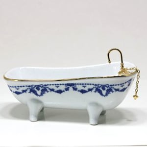 Dollhouse Miniature  1:12 Scale Blue Bows Bath tub by Reutter Porcelain
