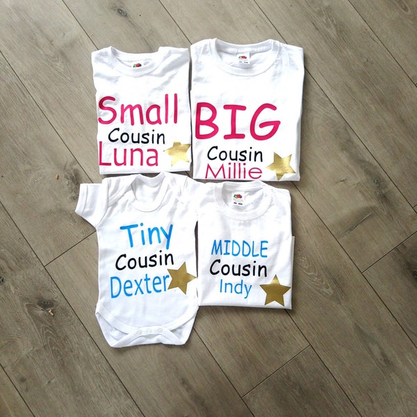 Passende Cousin T-shirts personalisiert mit Kind Namen und Größe Familie Set von Tops T-Shirts Baby-Geschenk personalisierte große kleine mittlere kleine kleine