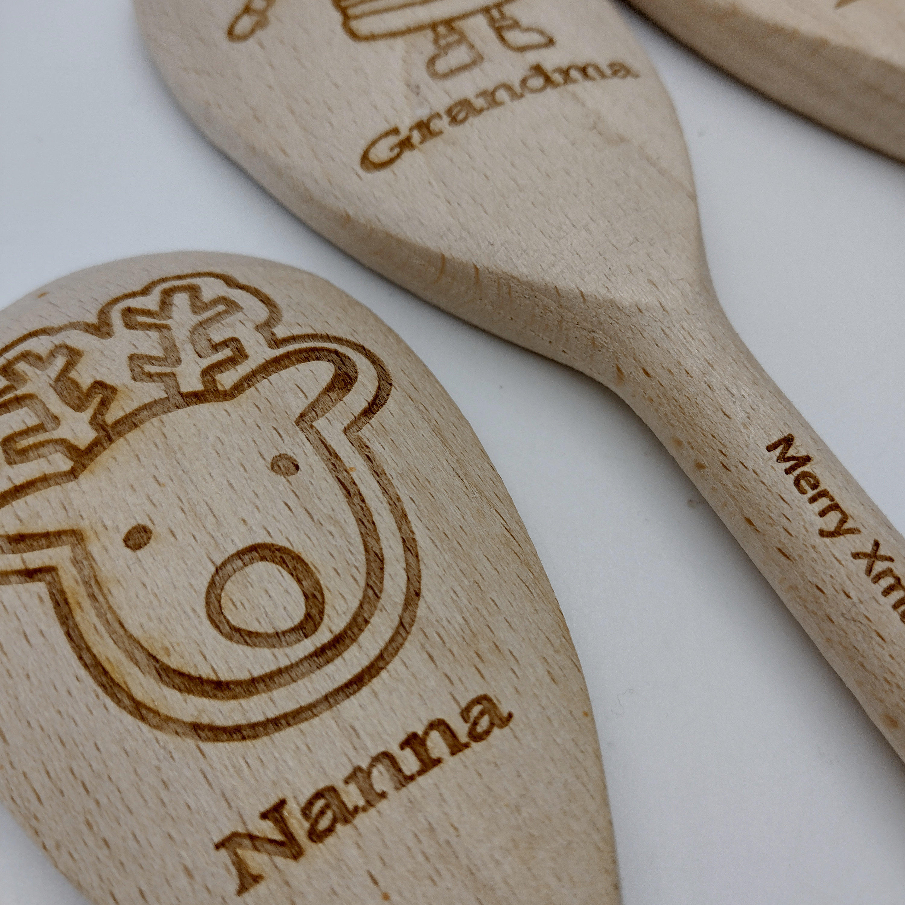 Lot De 2 Cuillères De Cuisson En Bois De Marque Solide Avec Cœur De