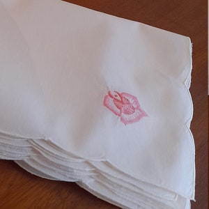 Set of 18 white embroidered napkins - vintage French cotton serviettes, pink embroidery, 41 cm square approximately, wedding, buffet, party