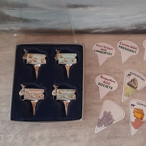 Scatola di quattro graziosi pennarelli per formaggio Silea, delizioso set di metallo argentato francese, decorazioni da tavola, spicchi di formaggio, topo, portata di formaggio, topi