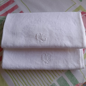 Two old French napkins - large serviettes de table, cotton damassé - hand embroidered, 84 x 60 cm, monogram LC, old soft white