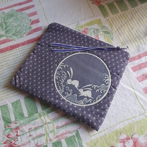 sac en tissu japonais, lapin, cousu main, très joli tissu, sac zippé, pochette