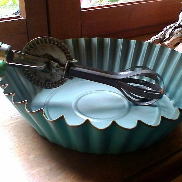Vintage egg whisk and cake tin - French vintage traditional kitchen utensils - kitchen decor