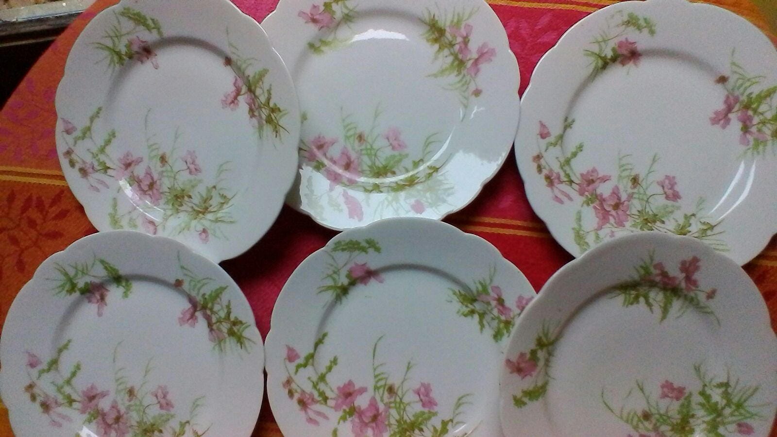 Ensemble Saisissant de 6 Assiettes Thé - Français Vintage D et C Porcelaine ou à Dessert