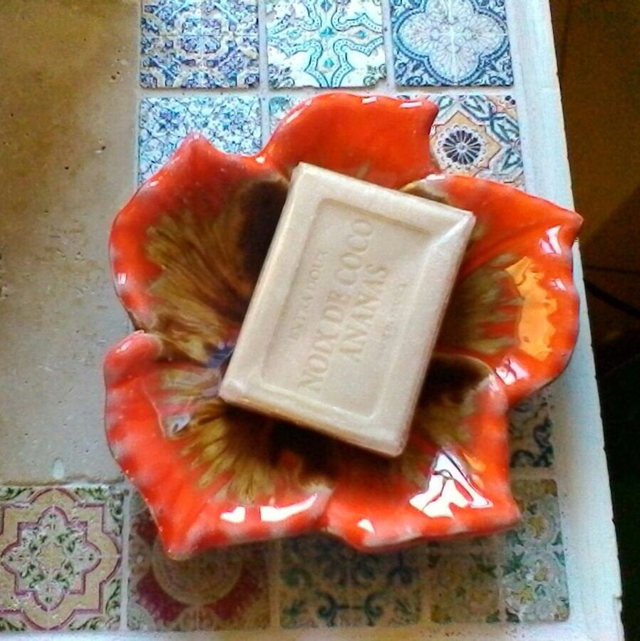 Joli Plat de Savon en Forme Feuille - Français Décor Vintage Salle Bains Céramique Style Vallauris