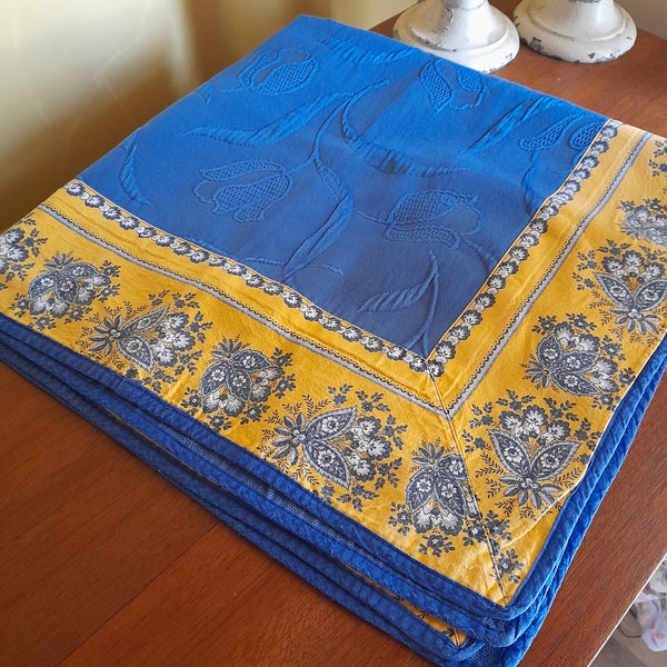 Small table topper - Provençal poly cotton table topper - 87 x 85 cm,  blue, yellow, padded