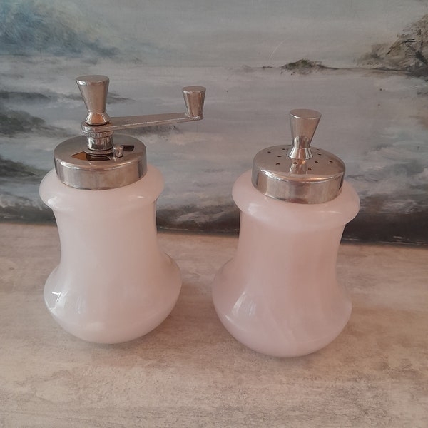 Onyx and metal pepper grinder and salt pot - made in Florence, Italy, vintage pepper mill, in working order, 12cm height to finial