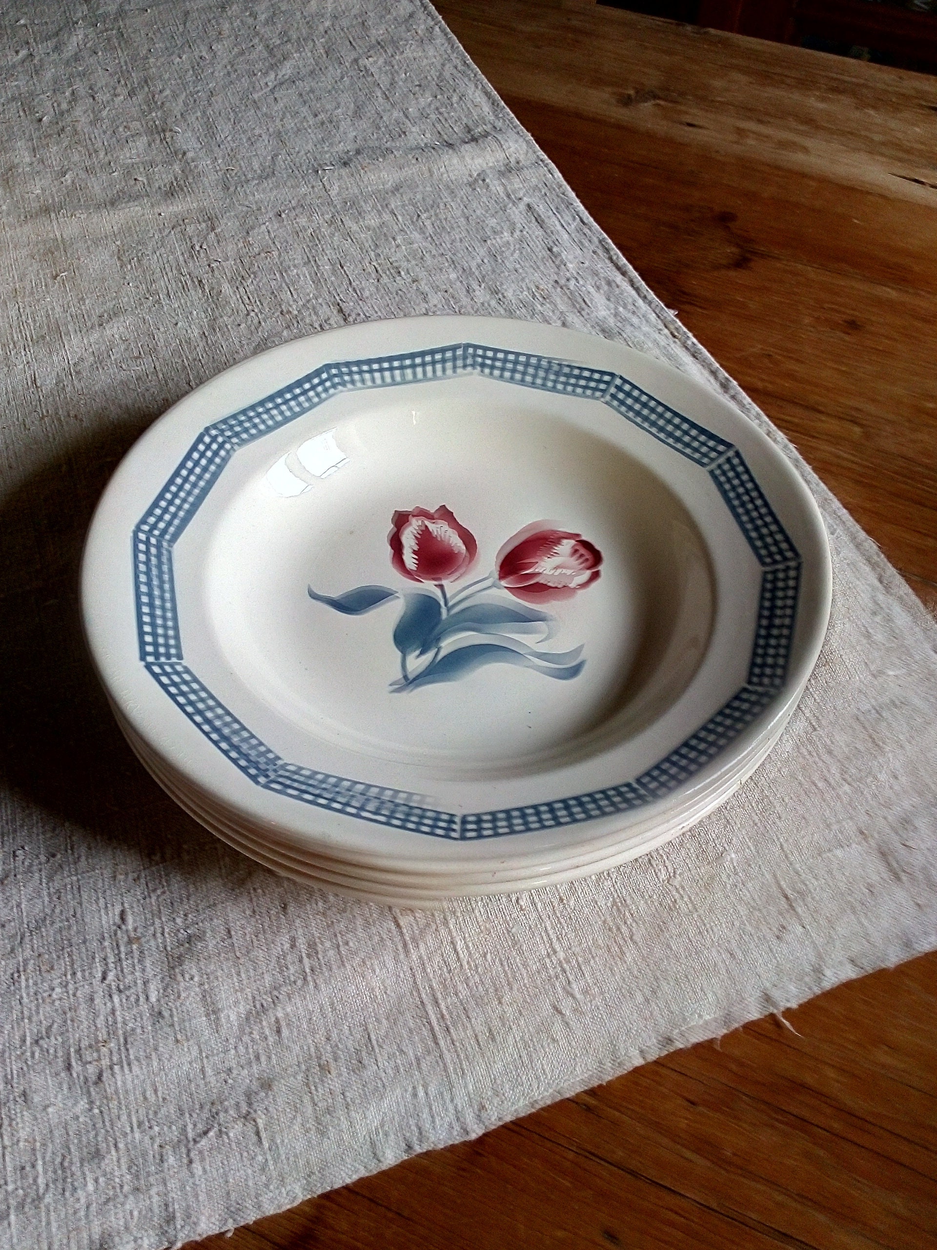 Quatre Assiettes à Soupe Digoin - Vintage Français Ensemble d'assiettes Creuses Tulipe Consortium De