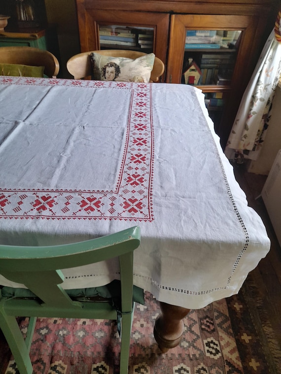 正方形のフランス刺繍テーブルクロス - 約 145 cm 正方形 - Sia