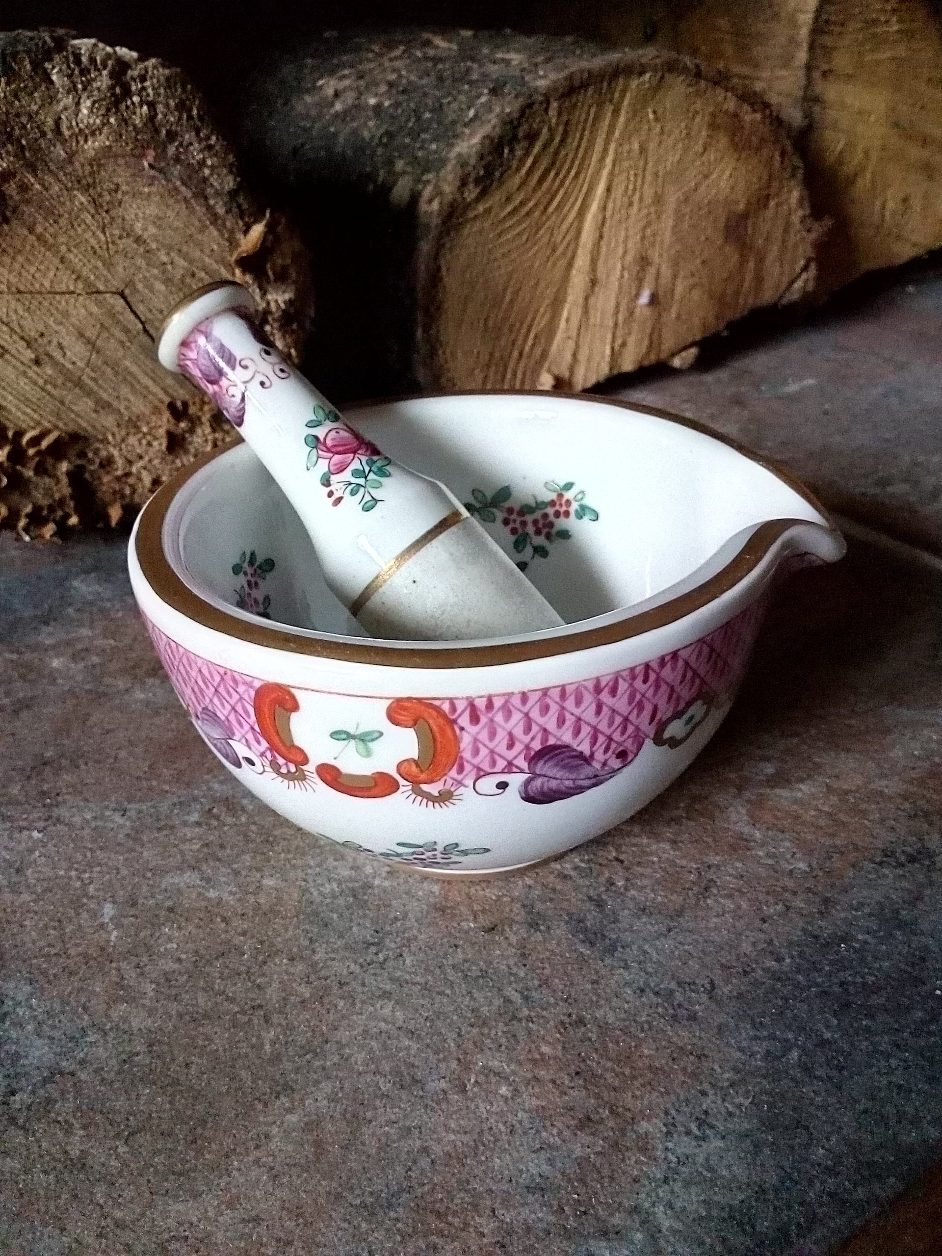 Joli Petit pilon Et mortier