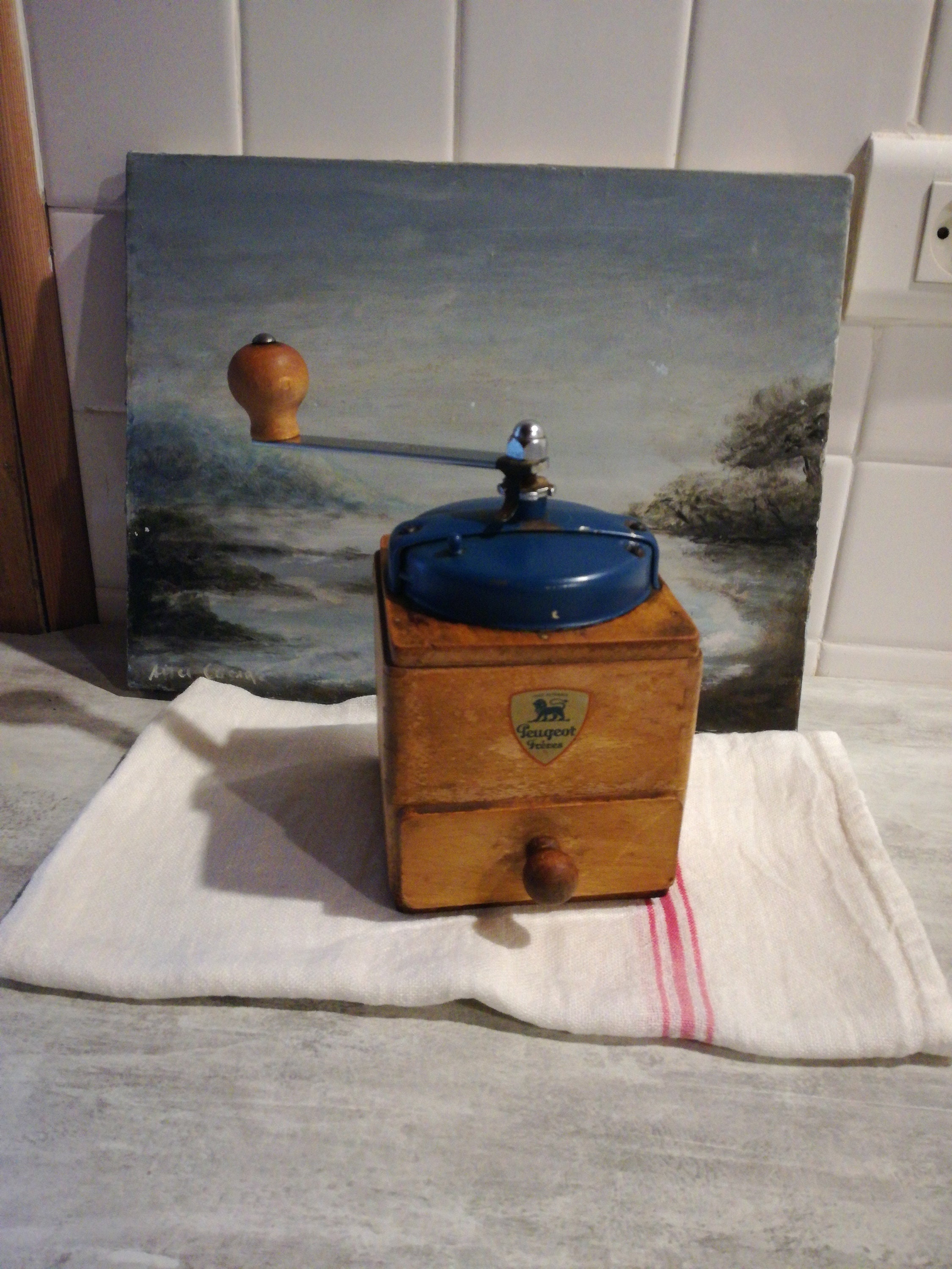 Moulin à Café en Bois Peugeot Vintage, Français, de Couleur Bleue, et Métal État Marche