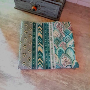 Table topper - Provençal cotton -  French 73 x 71 cm, green, pink, provence motifs, very small tablecloth
