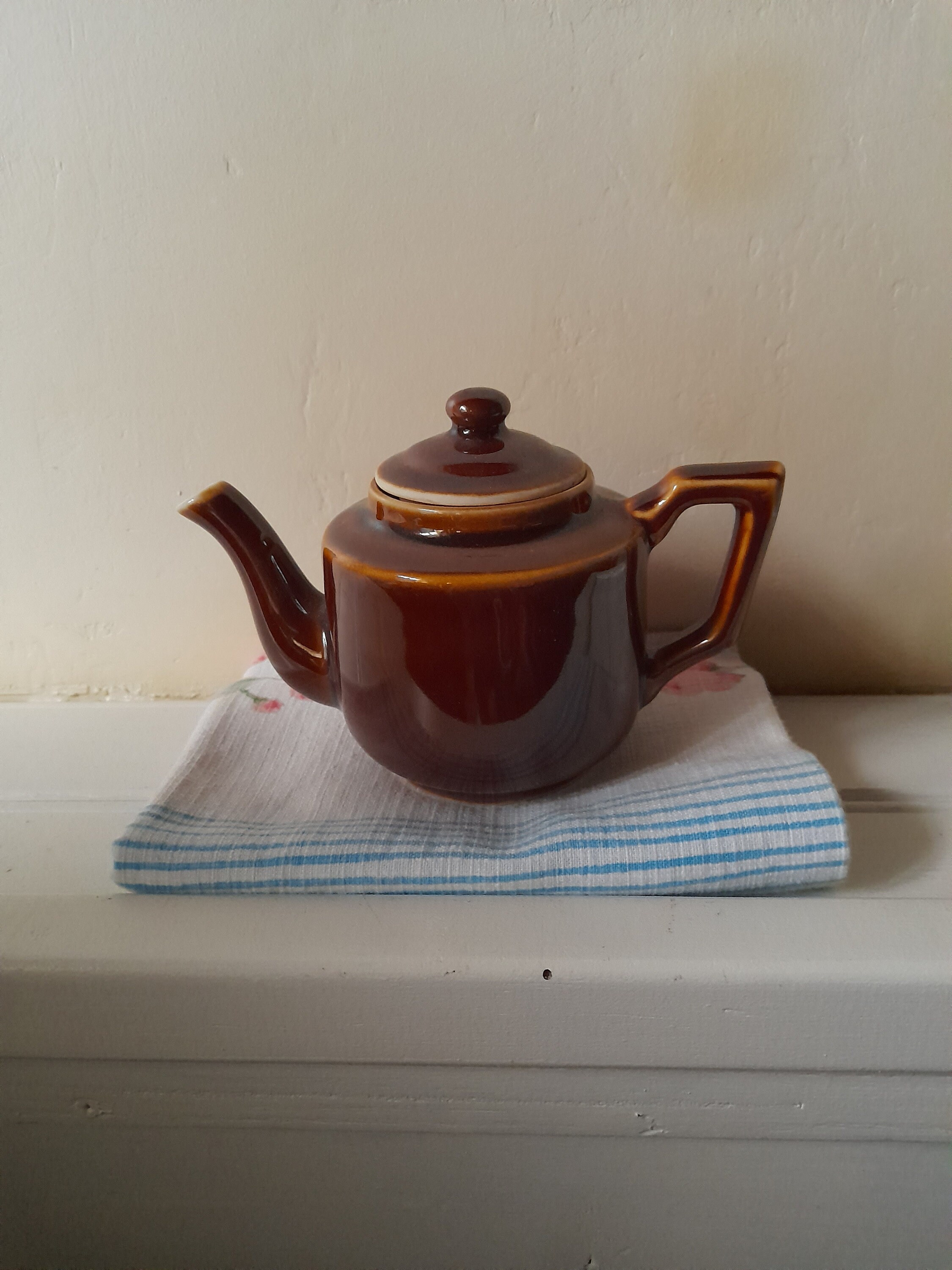 * vintage pot ୨୧ * 蒼い鳥の mini テリーヌポット vintage pot ୨୧ * 蒼い鳥の mini テリーヌポット 32-5 白磁