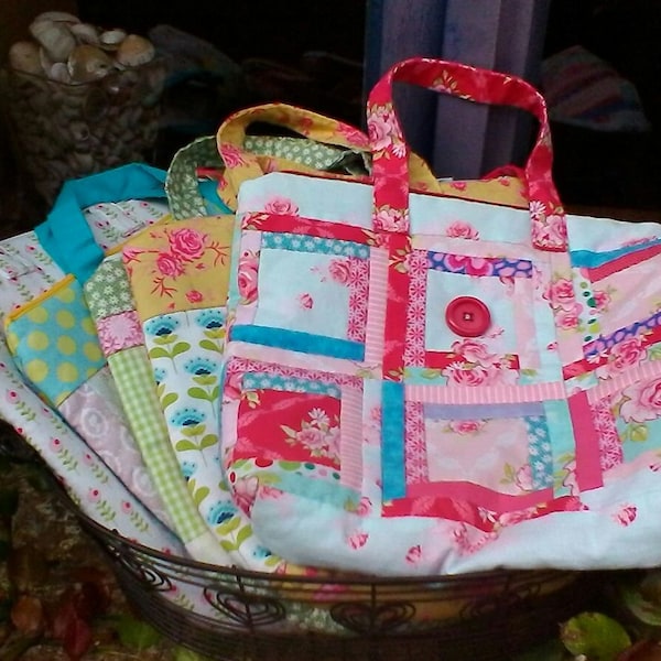 Choisissez un ou deux.. sacs de vanité cousus à la main, tissu très joli, patchwork, sac zippé