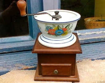 Very pretty vintage French wooden and floral ceramic coffee mill