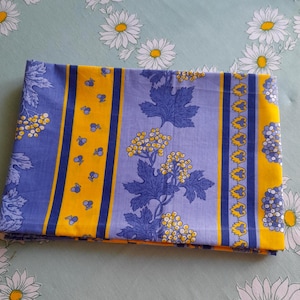 Tablecloth - Provençal polyester cotton tablecloth  - French - 174 x 136 cm - blue and yellow, lightweight, unused