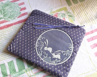 Japanese fabric bag, rabbit, hand sewn, very pretty fabric, zipped bag, pochette