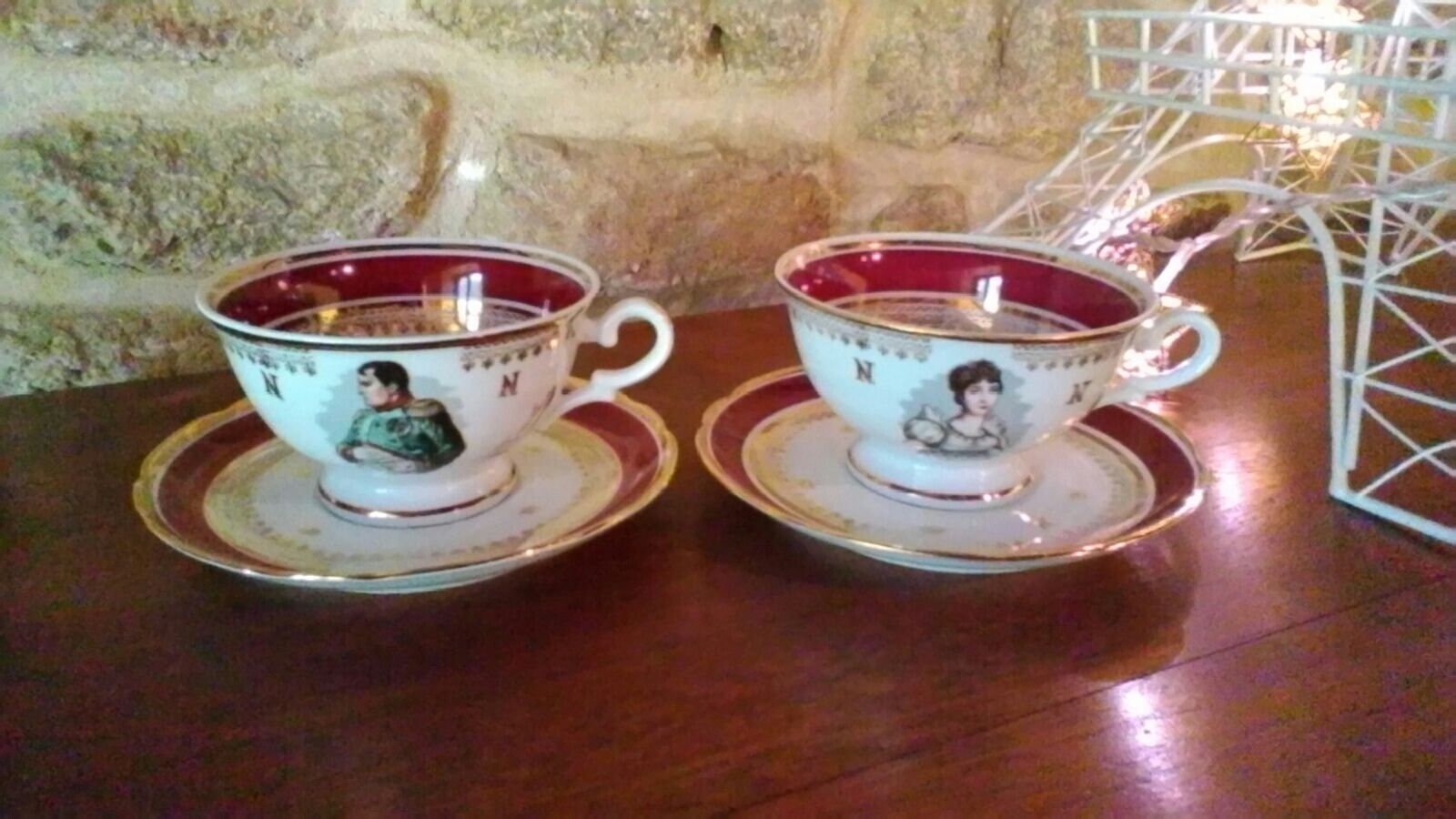 Paire de Tasses et Soucoupes Napoléon Joséphine - Français Paire Corse Porcelainée Luxe Vintage