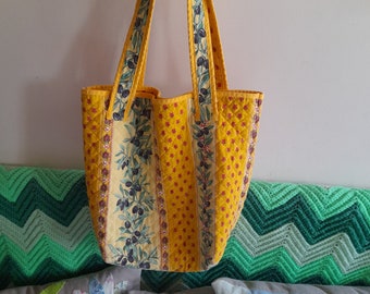Vintage provencal bag, tote bag, book bag, beach bag, provençal fabric, olives, ochre, floral motifs, sac, machine quilted, lined, shopping