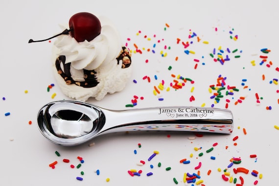 Custom Wedding Ice Cream Scoop for a New Married Couple, Personalized for  Couple, Bridal Shower, Reception Gift 