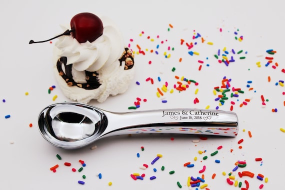 Custom Wedding Ice Cream Scoop: Personalized Bridal Shower Gift