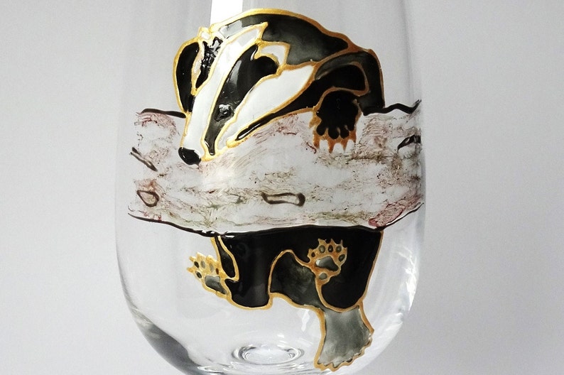 Hand painted badger wine glass. Unusual gift for friend, her, parent, mother, woman, wildlife lover, him, Birthday, thank you, Christmas image 7