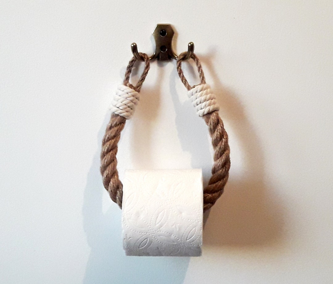 Quick Release / Easy Change Paper Towel or Toilet Paper Holder out of Rope  - Camping Tips and Tricks 
