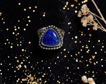 Lapislazuli Ring || Sterling Silber || Altägyptischer Edelstein || Blauer Stein Ring || Statement Ring || Einzelstück || Jahrgang