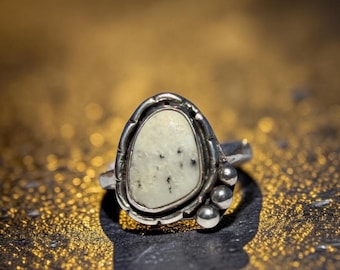 Weißer Büffel Türkis Ring || Sterling Silber || Türkis Ring|| Mid Century || Dezember Geburtsstein || Statement Ring|| Vintage||