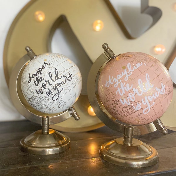 Aangepaste Blush Pink of Ivory White Globes - Moderne kalligrafie Wereldkaart Globe - Travel Decor - Gepersonaliseerde geschenken - Mini Globe Centerpiece