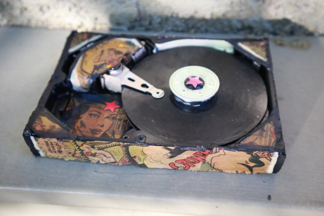 DC Comic | Wonder Woman, Hard Drive Art, Record Player, Unique Gift ...